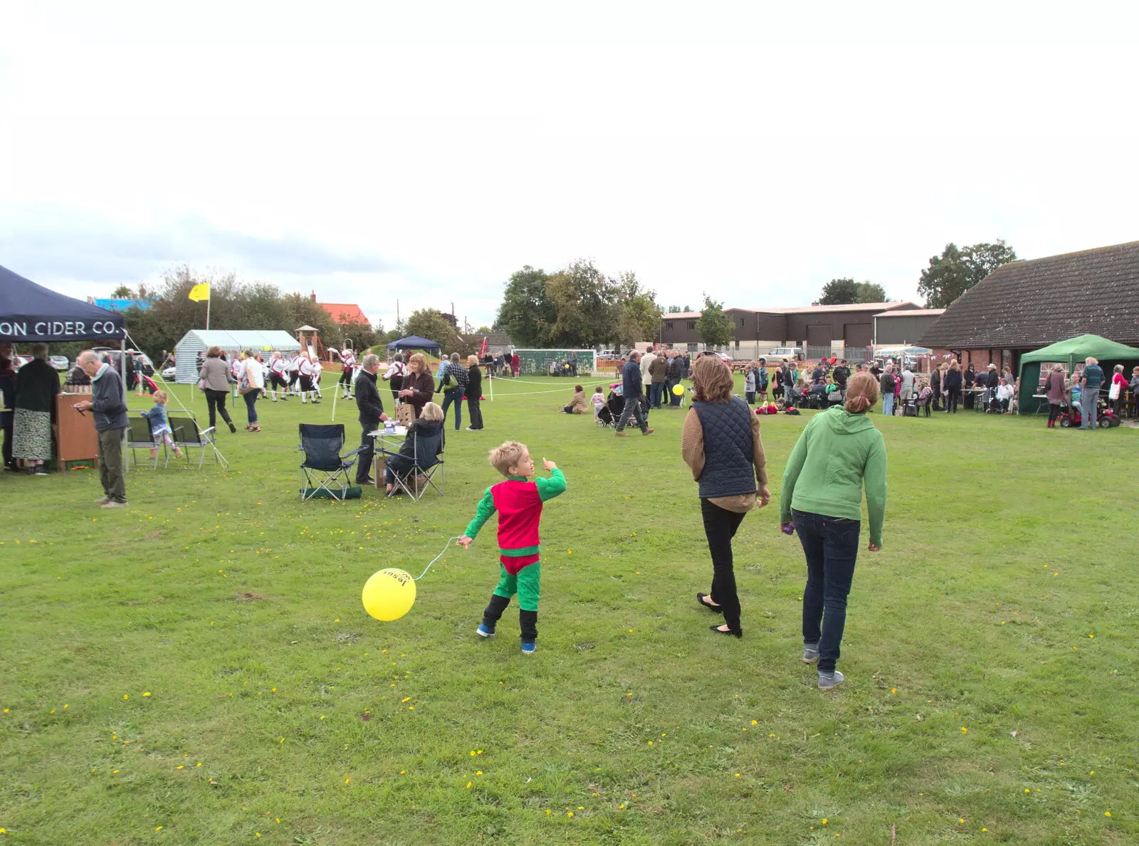 Harry chats to Martina, from A Summer Fete, Palgrave, Suffolk - 10th September 2017