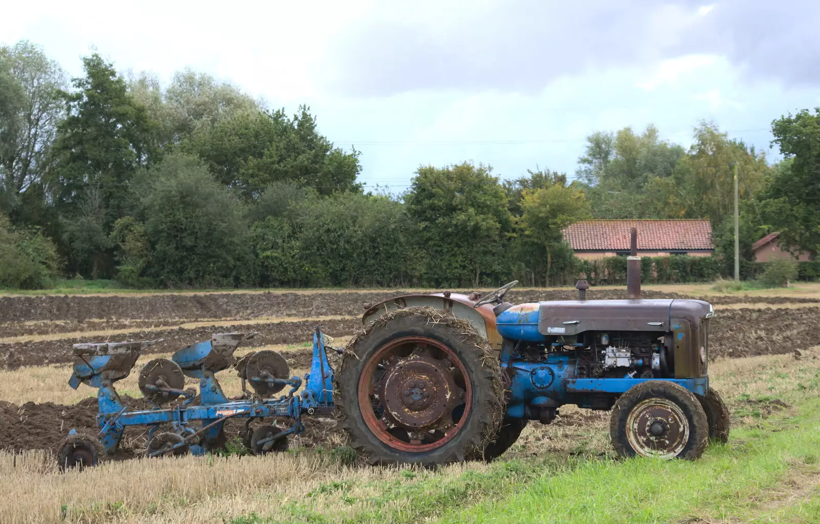 Another muddy tractor, from Ploughing and Pizza, Thrandeston and Bury St. Edmunds, Suffolk - 17th September 2017