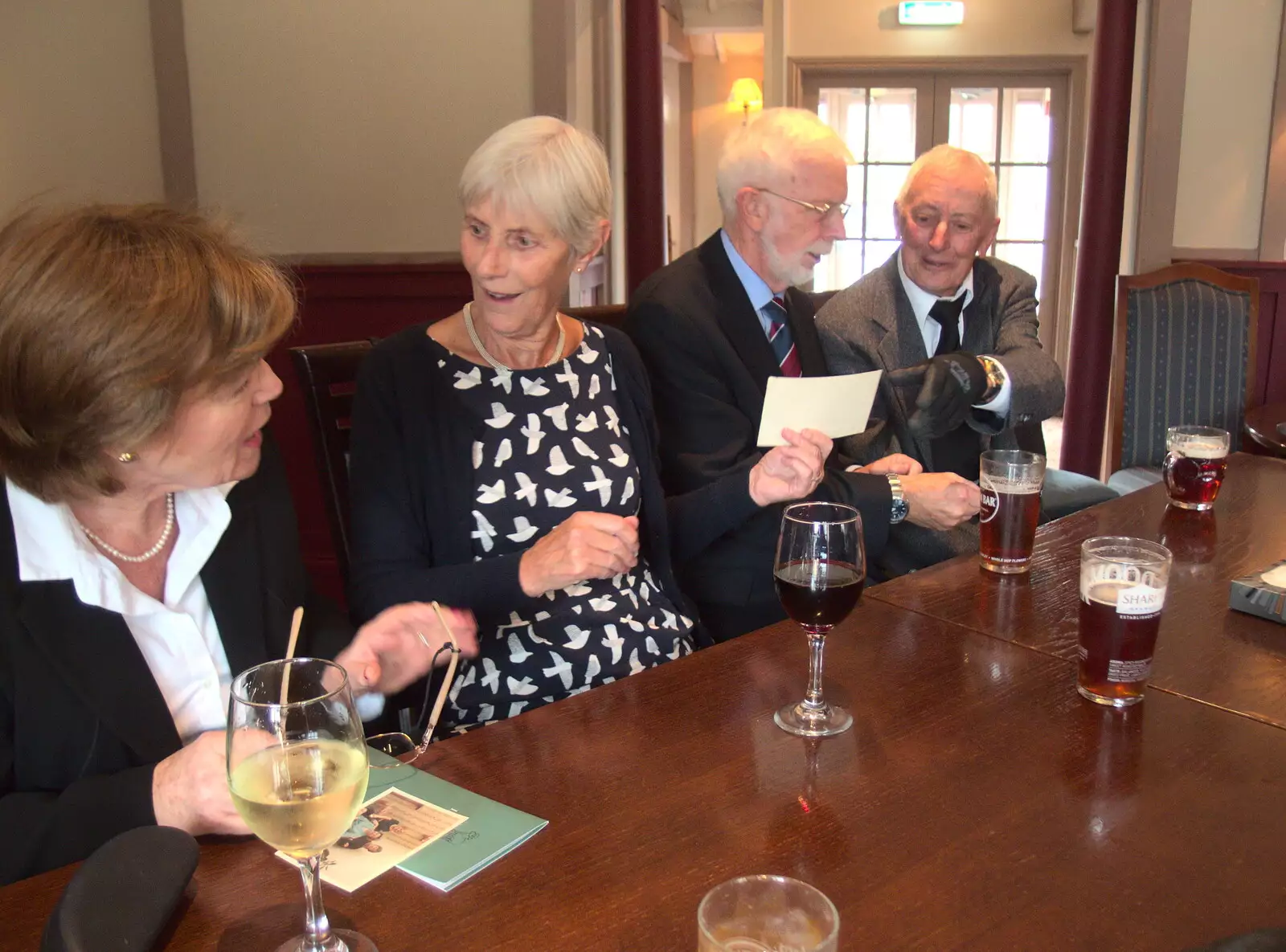 Judith talks to the Ross on Wye branch of the family, from Grandmother's Wake, Winkton, Christchurch, Dorset - 18th September 2017