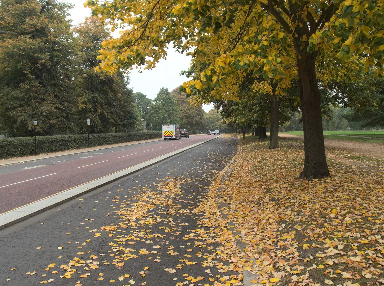 West Carriage Drive in Hyde Park, from Hyde Park and Carpets, London and Diss - 20th September 2017