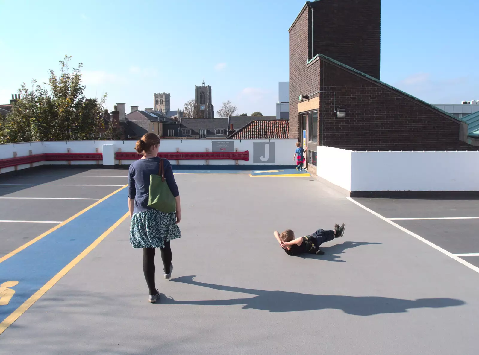 Fred does a sit-up on the roof of the car park, from Trafalgar Day and Pizza, Norwich, Norfolk - 15th October 2017