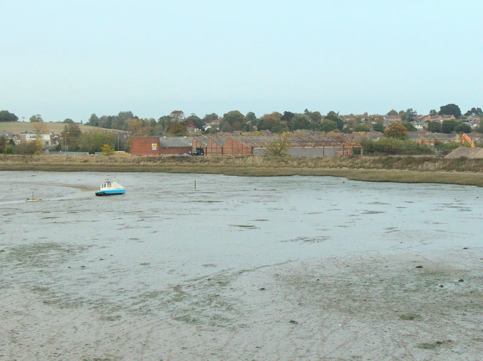 The tide is out at Brantham, from Trafalgar Day and Pizza, Norwich, Norfolk - 15th October 2017