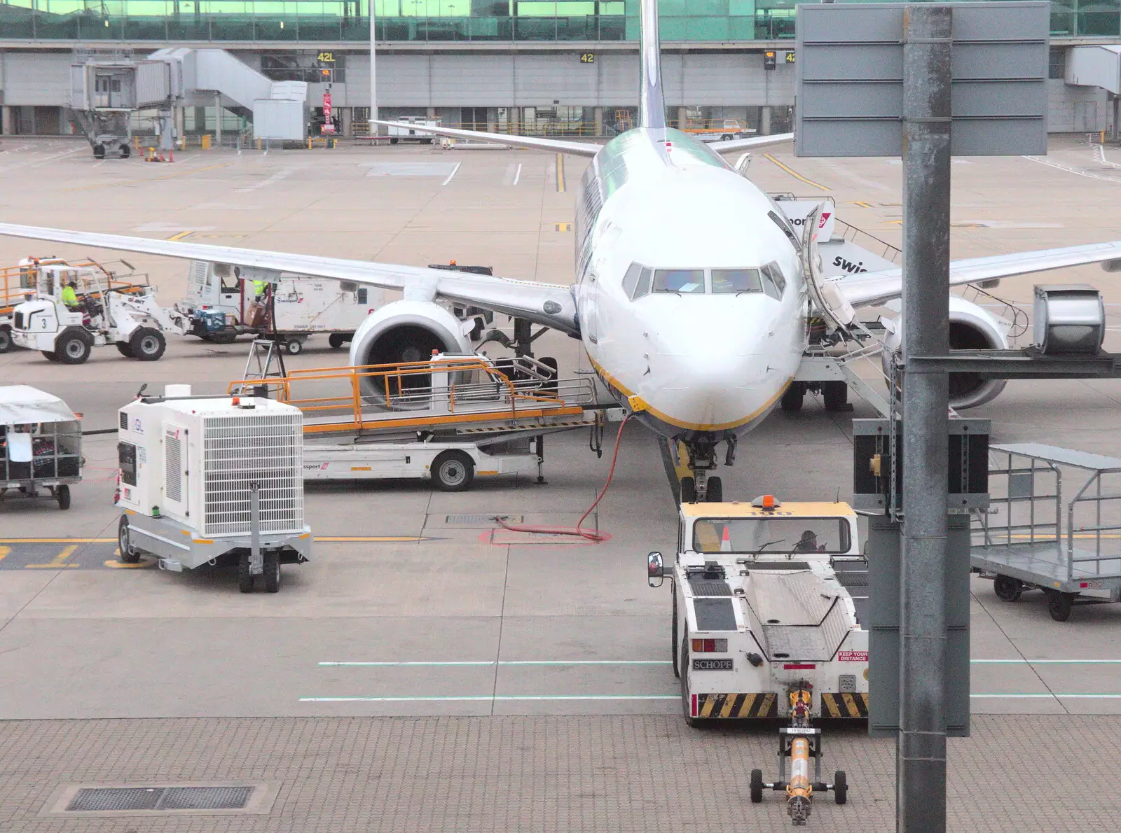 Our plane - a bog-standard 737-800 - awaits, from Barcelona and Parc Montjuïc, Catalonia, Spain - 21st October 2017