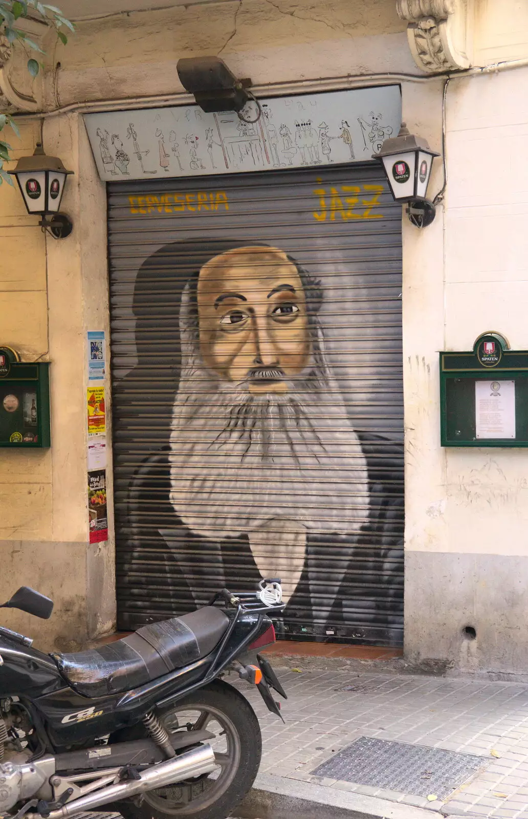 A dude with a beard, from Barcelona and Parc Montjuïc, Catalonia, Spain - 21st October 2017