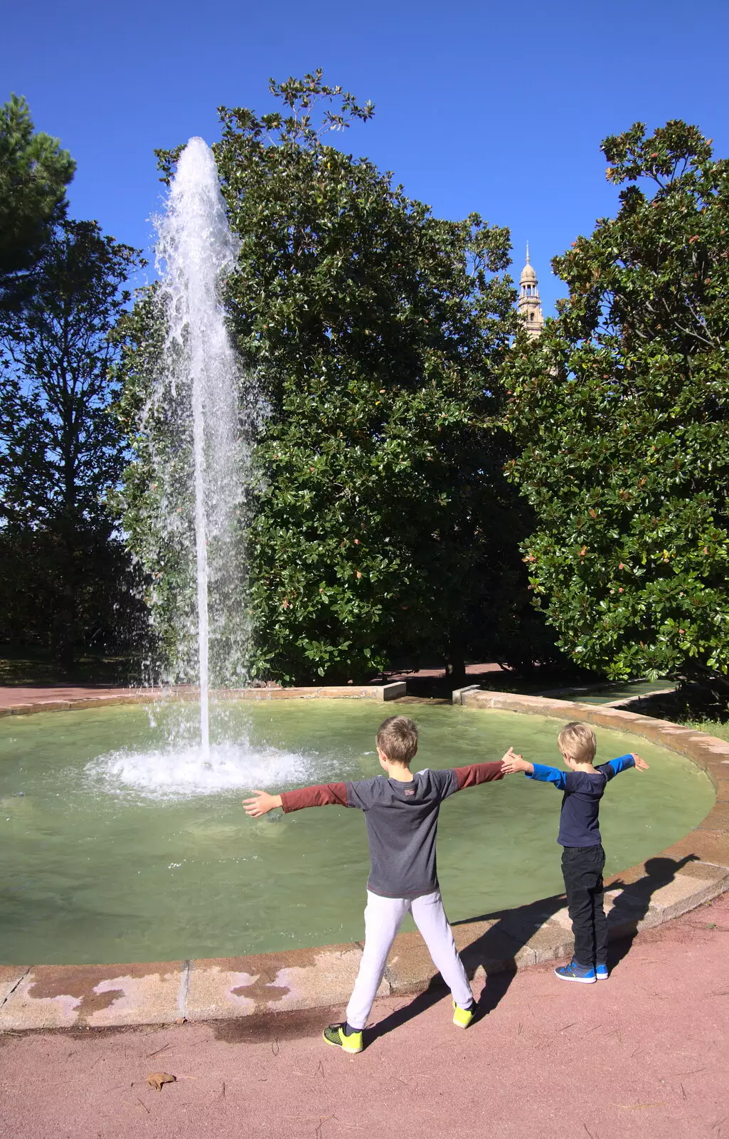 The boys find a massive fountain, from Barcelona and Parc Montjuïc, Catalonia, Spain - 21st October 2017