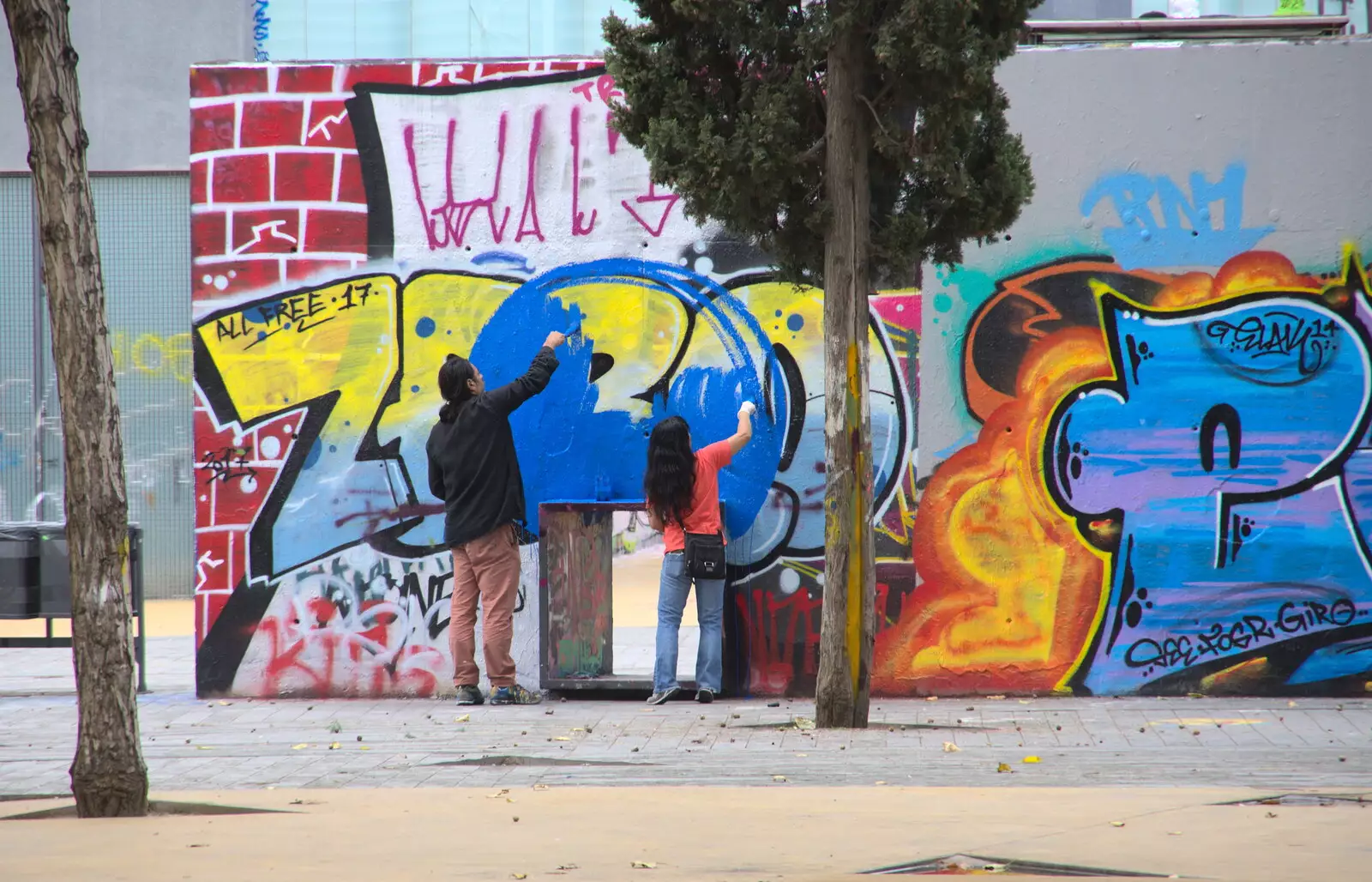 Some graffiti is painted over, from L'Aquarium de Barcelona, Port Vell, Catalonia, Spain - 23rd October 2017