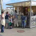 Noddy queues up for a hotdog, L'Aquarium de Barcelona, Port Vell, Catalonia, Spain - 23rd October 2017