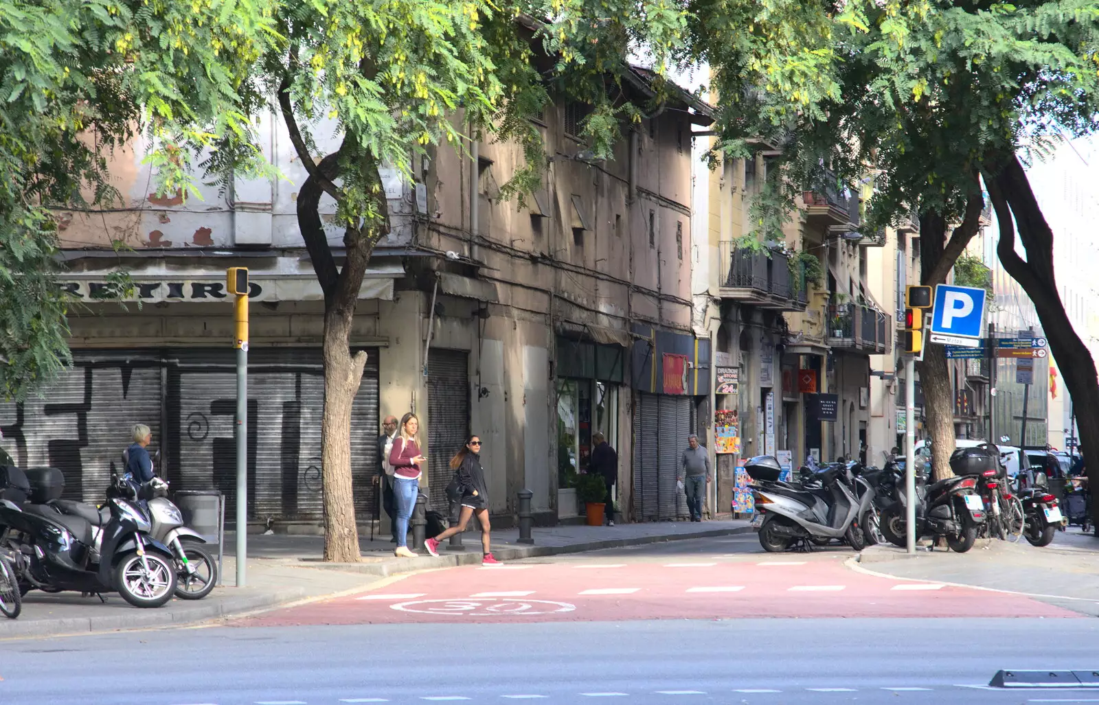 Street scene, off Paral•lel, from L'Aquarium de Barcelona, Port Vell, Catalonia, Spain - 23rd October 2017