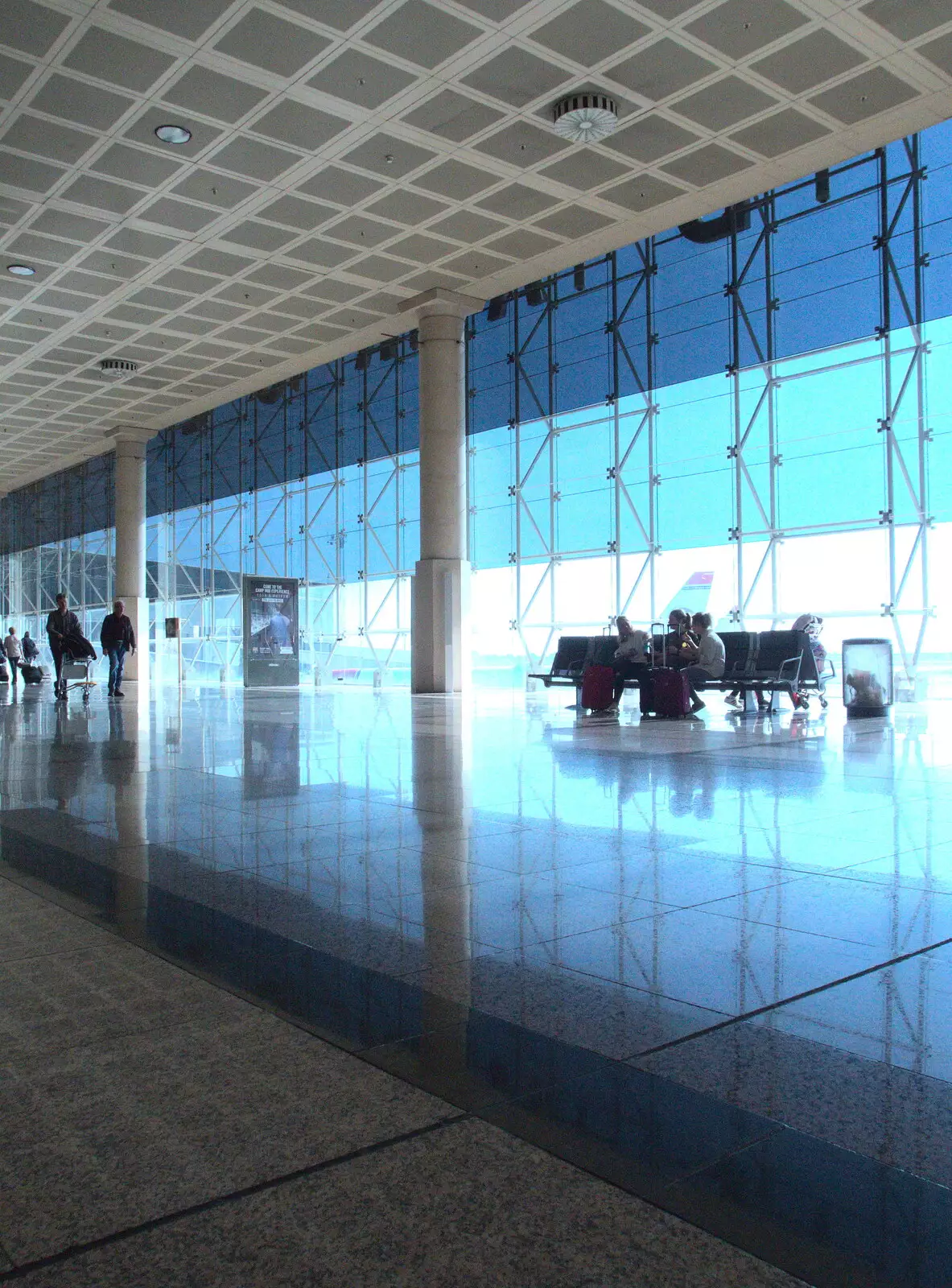 El Prat's marble floors look like water, from A Barcelona Bus Tour, Catalonia, Spain - 25th October 2017