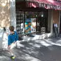 Fred does some leg stretches up a wall, A Barcelona Bus Tour, Catalonia, Spain - 25th October 2017