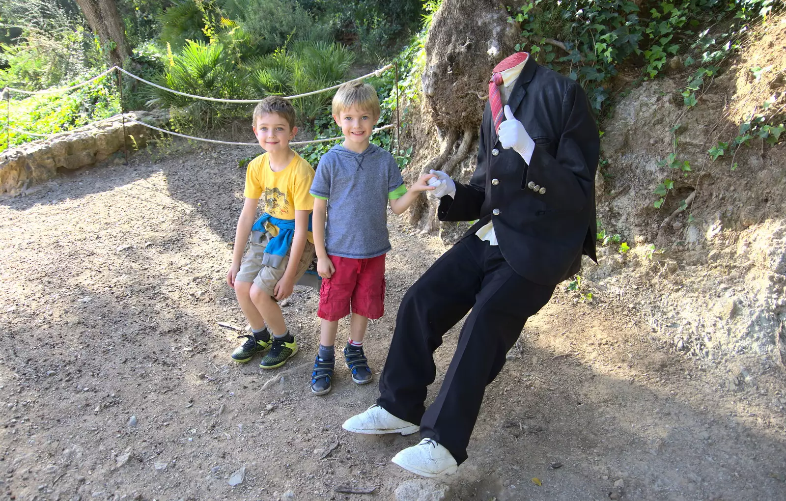 The boys meet a headless man, from A Barcelona Bus Tour, Catalonia, Spain - 25th October 2017