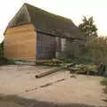 A wooden barn, A Walk Around Eye, Suffolk - 19th November 2017