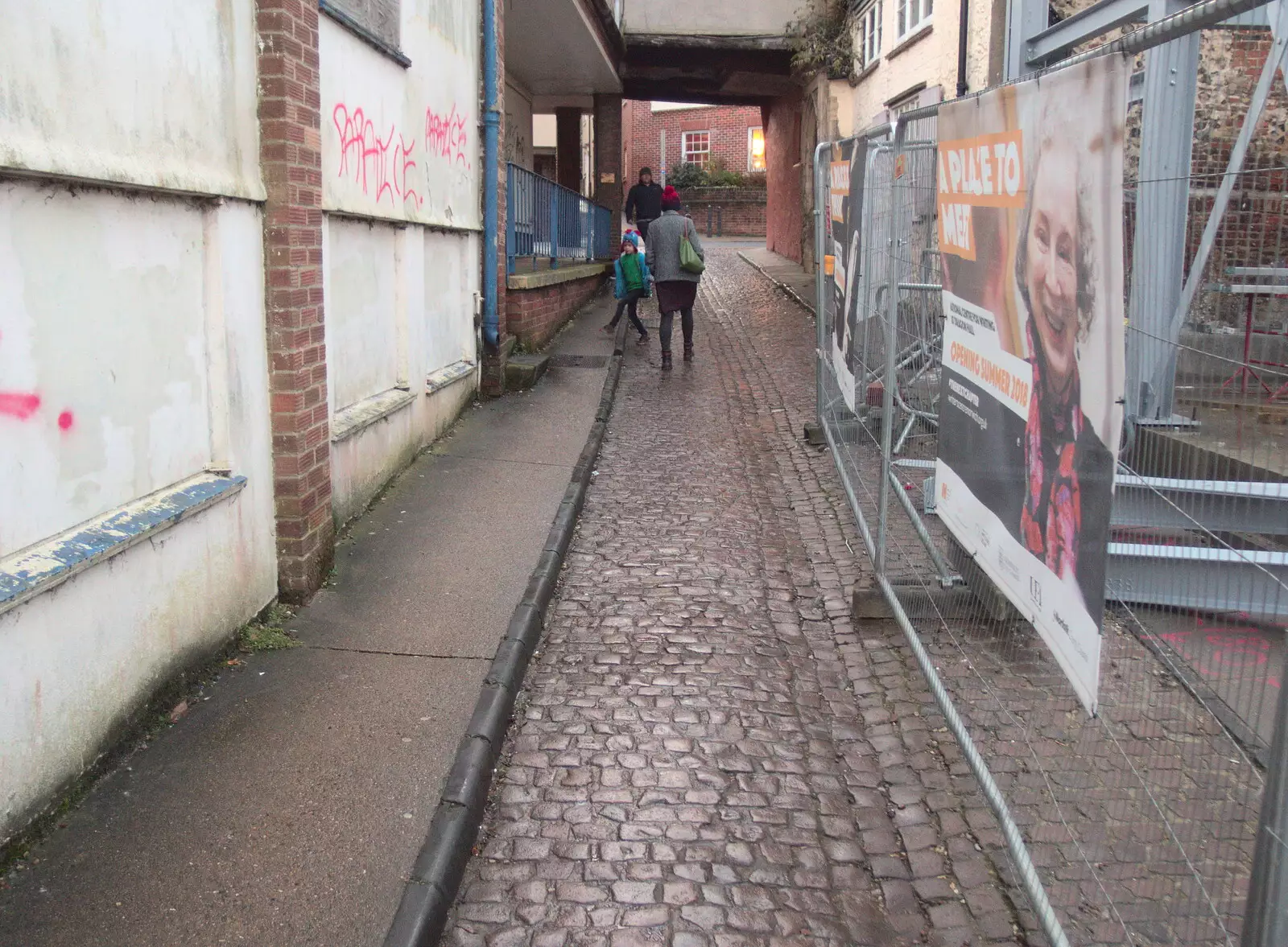 The gang wanders up an alley to King Street, from A Trip to the Cinema, Norwich, Norfolk - 3rd December 2017