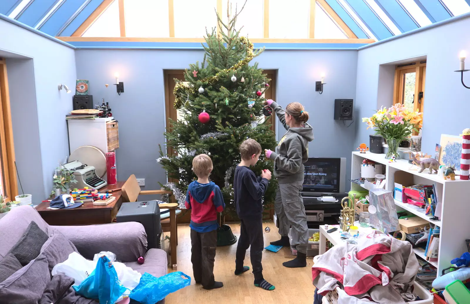 The gang decorate the new tree, from An Early Snow Day and the Christmas Tree, Brome, Suffolk - 10th December 2017