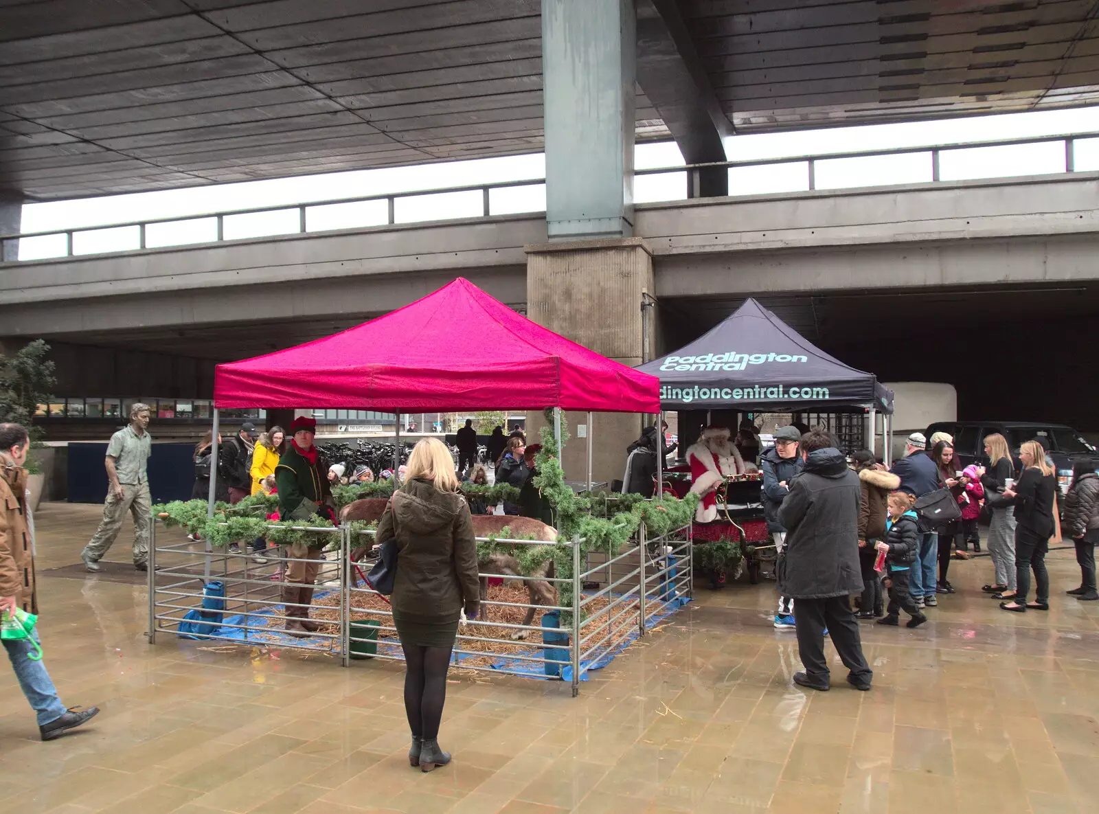 A livestock pen surrounded by concrete, from Reindeer Two Ways, Paddington and Suffolk - 19th December 2017