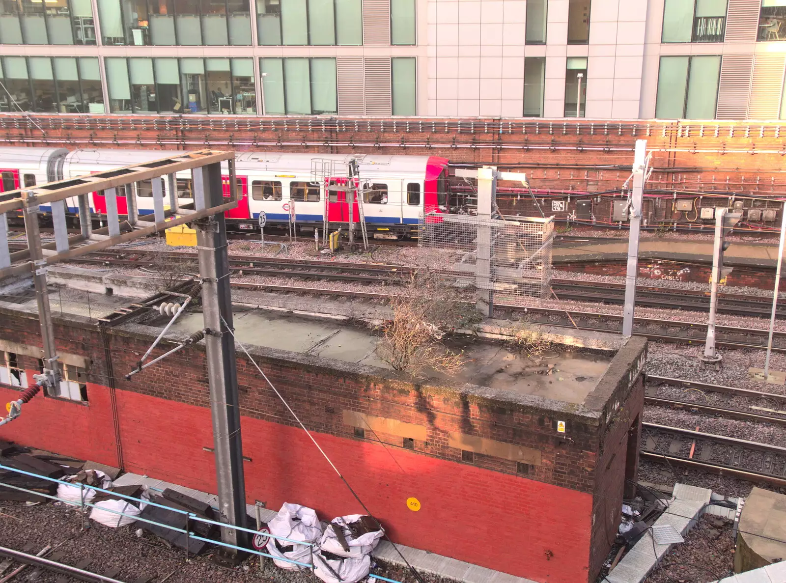 A tube train rattles in, from A Work Lunch in Nandos, Bayswater Grove, West London - 20th December 2017