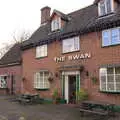 The Swan's missing sign, Christmas Day and The Swan Inn, Brome, Suffolk - 25th December 2017