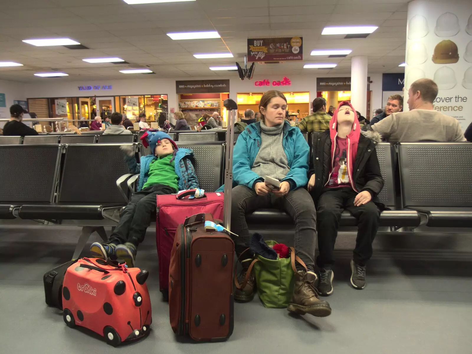 Ennui in the departure lounge at Norwich Airport, from An End-of-Year Trip to Spreyton, Devon - 29th December 2017