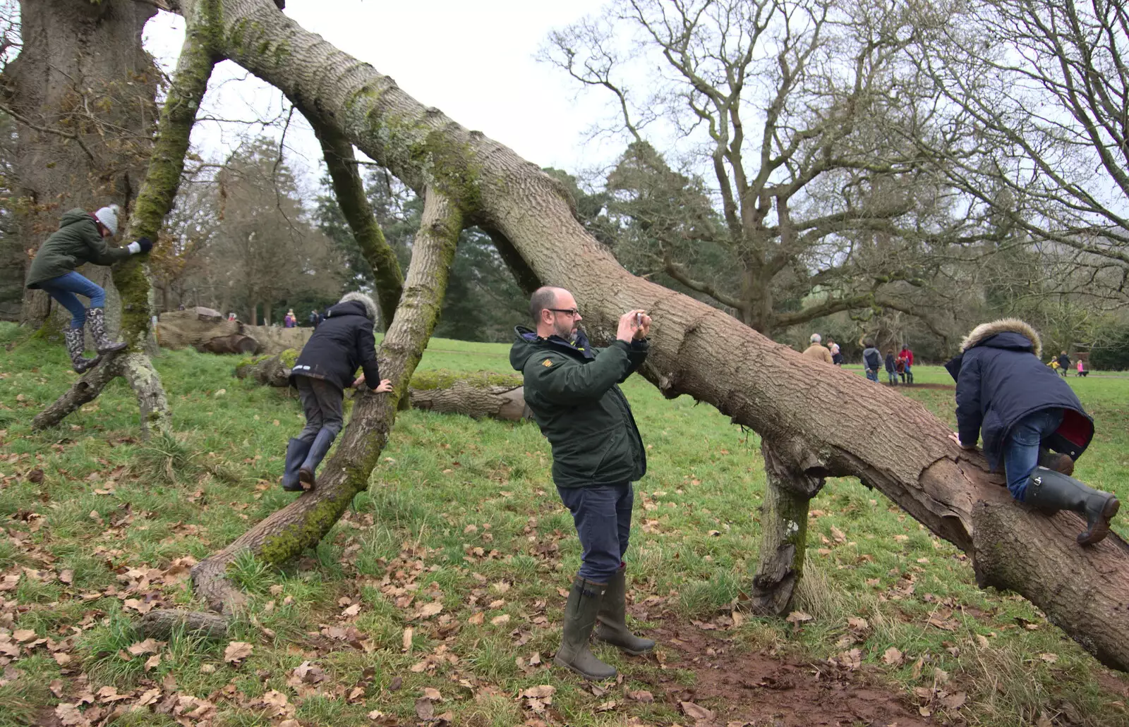 Matt takes a photo, from Killerton House, Broadclyst, Devon - 30th December 2017