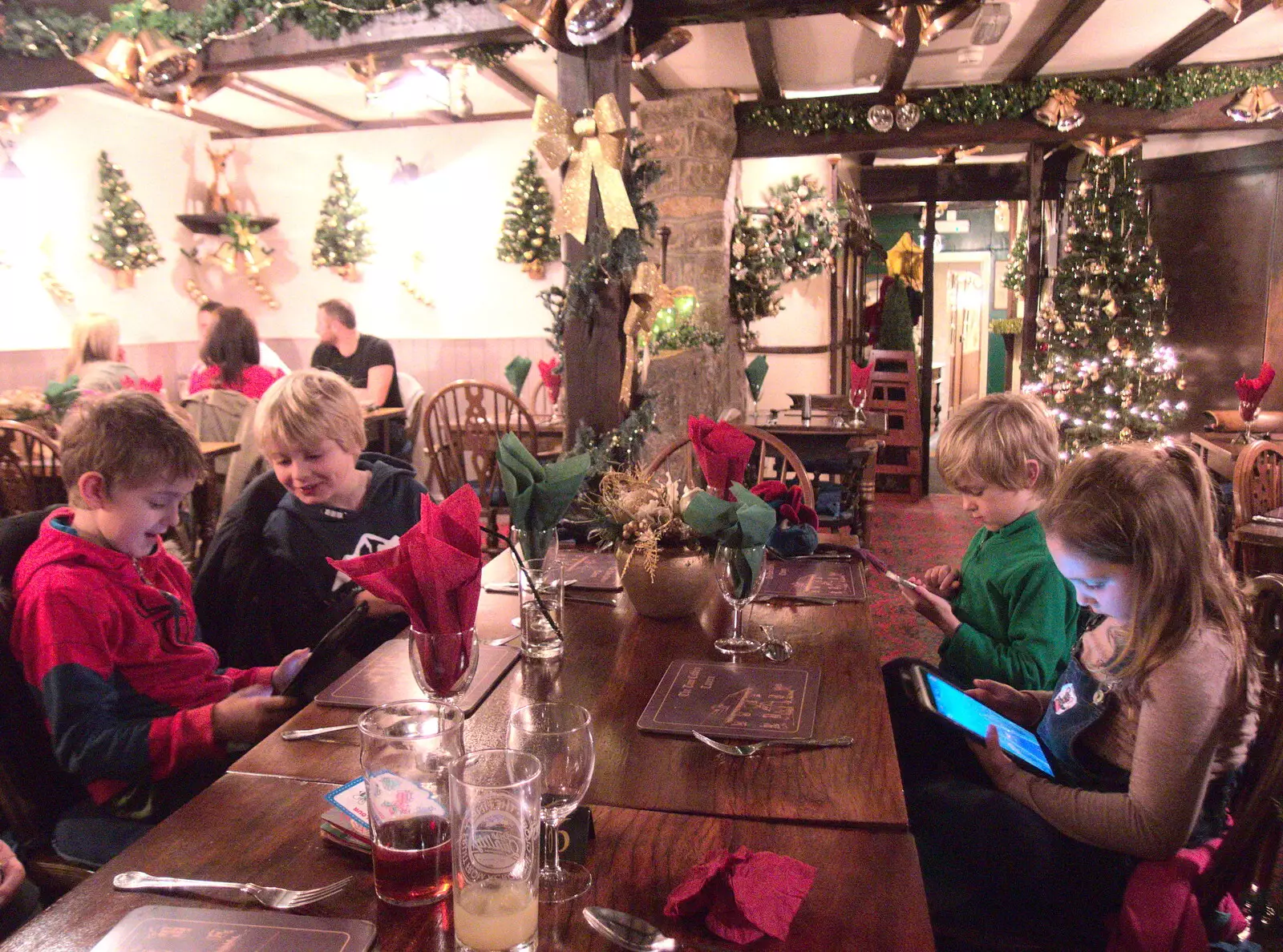 Christmas dining room, Tom Cobley style, from New Year's Eve in Spreyton, Devon - 31st December 2017