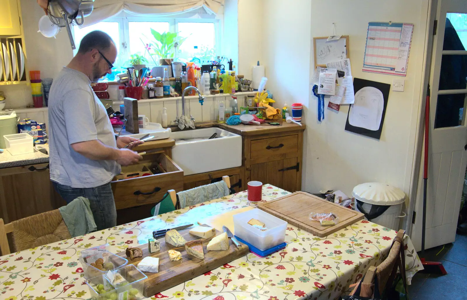 Matt sorts the cheeseboard out, from New Year's Eve in Spreyton, Devon - 31st December 2017