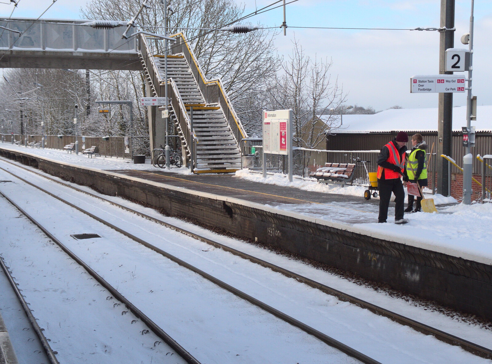 Snowmageddon: The Beast From the East, Suffolk and London - 27th February 2018: There's a small clear patch on Platform 2