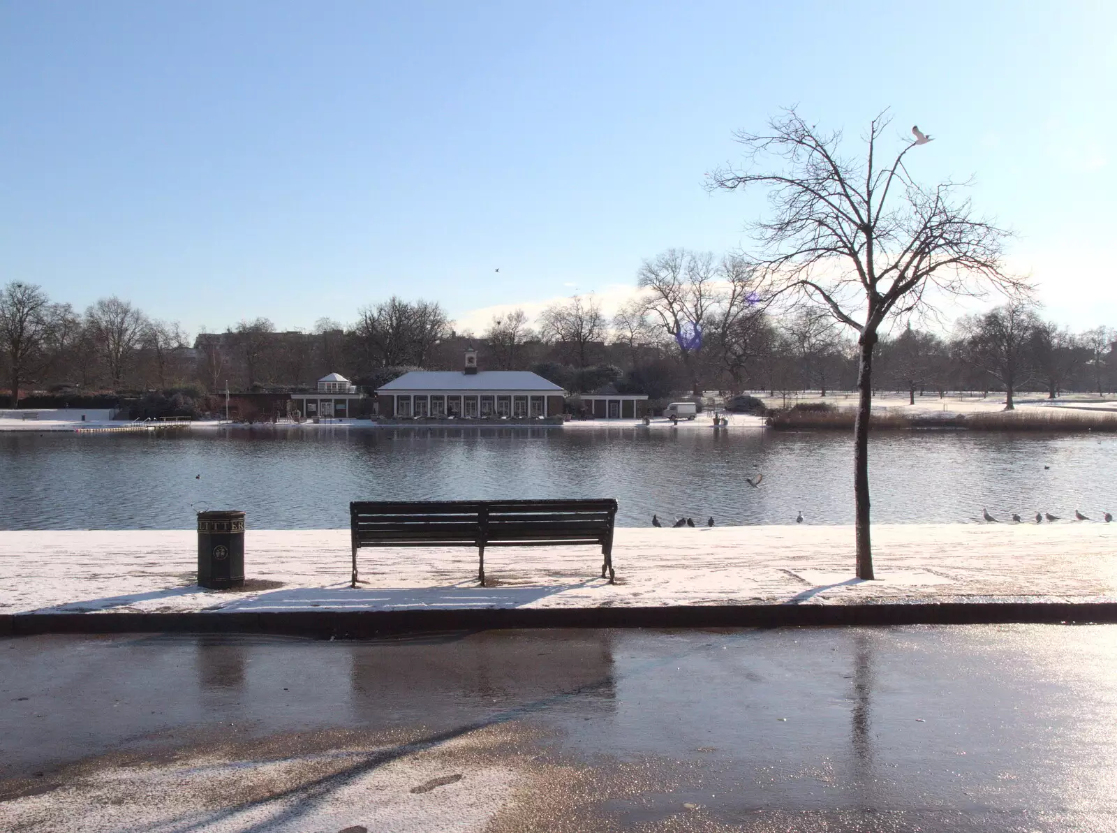 The Serpentine is quiet, from Snowmageddon: The Beast From the East, Suffolk and London - 27th February 2018