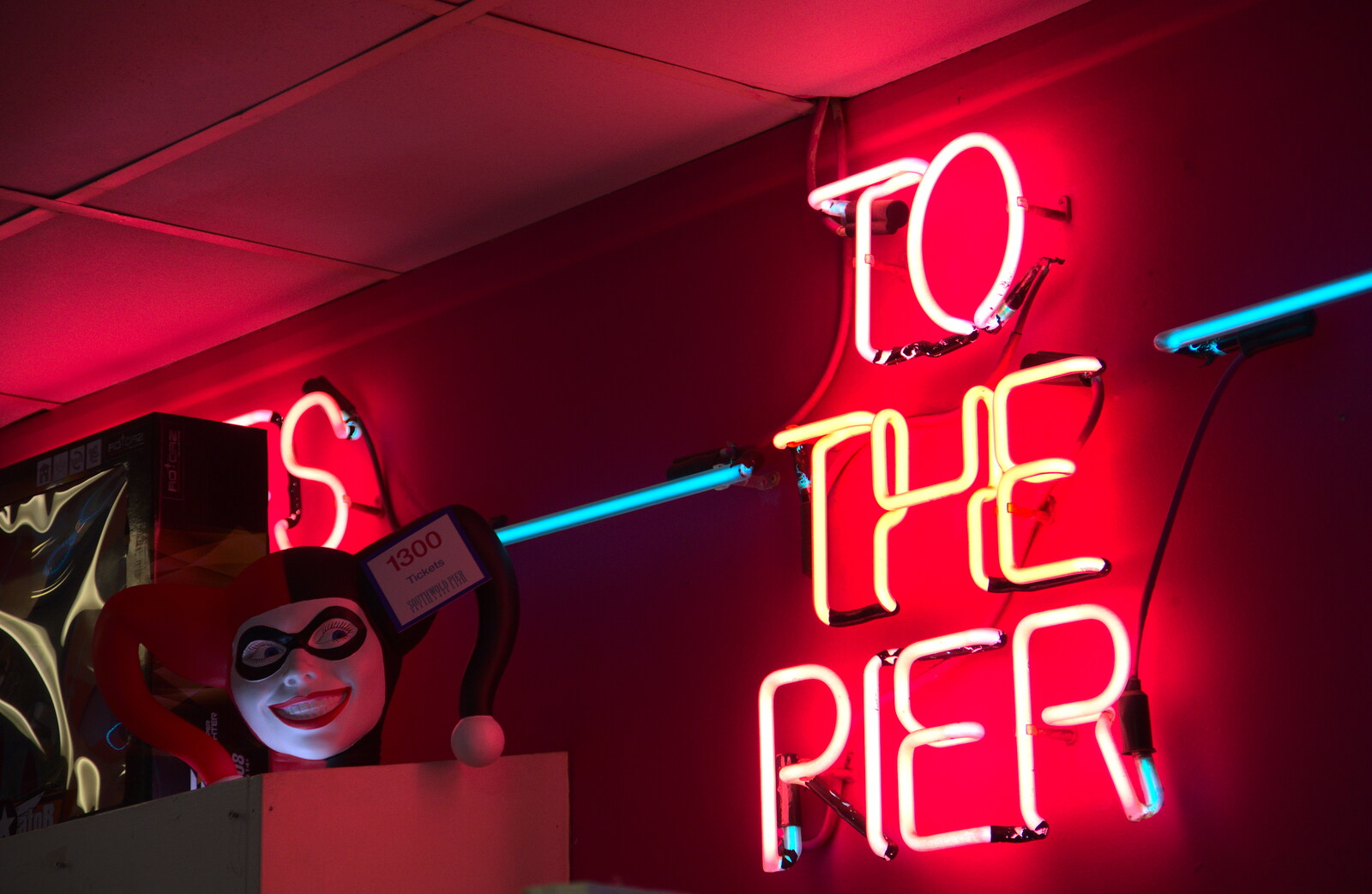 The 'to the pier' red neon sign from A Southwold Car Picnic, Southwold, Suffolk - 11th March 2018