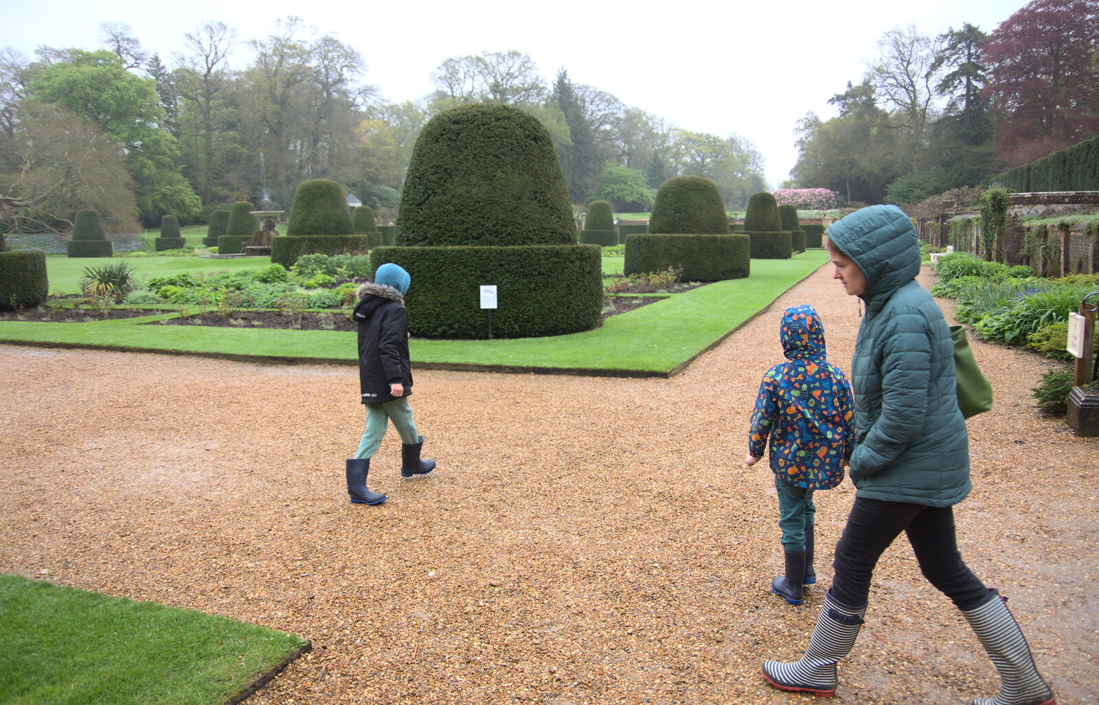 We explore the gardens in the drizzle from A Trip to Blickling Hall, Aylsham, Norfolk - 29th April 2018