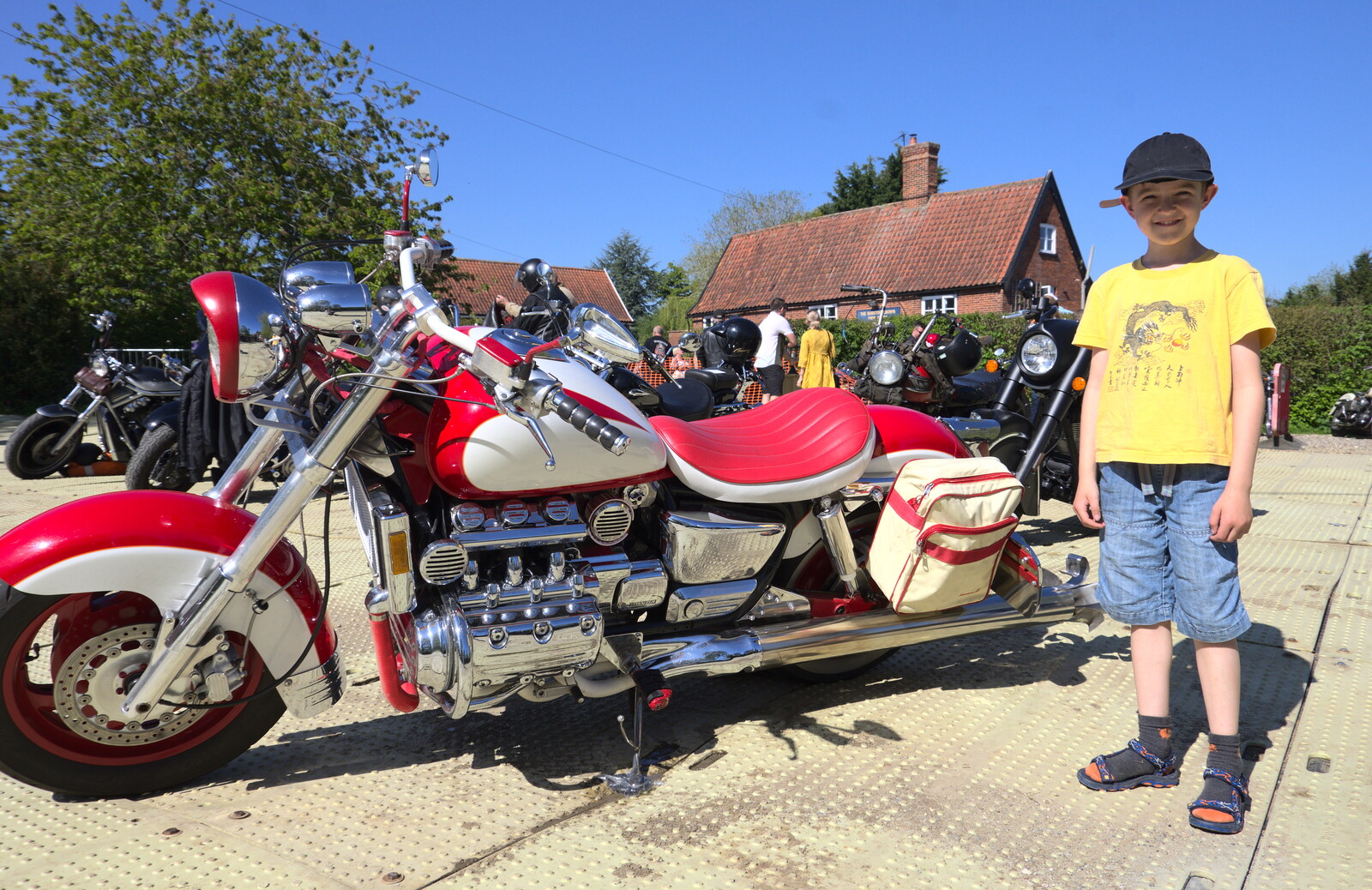 Fred stands next to a truly massive v-6 motorbike from Beer, Bikes and Bands, Burston Crown, Burston, Norfolk - 6th May 2018