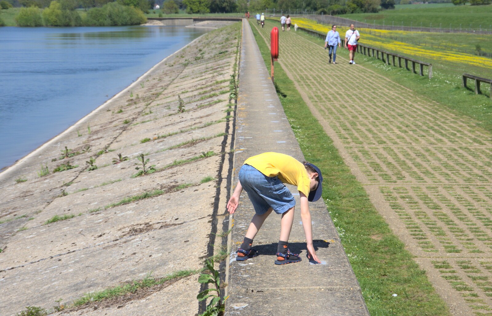 Fred's on the dam from Isobel's 10km Run, Alton Water, Stutton, Suffolk - 6th May 2018