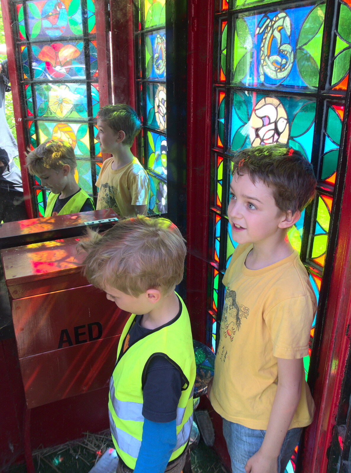 The boys in a K6 phone box from A Bike Ride to the Railway Tavern, Mellis, Suffolk - 7th May 2018