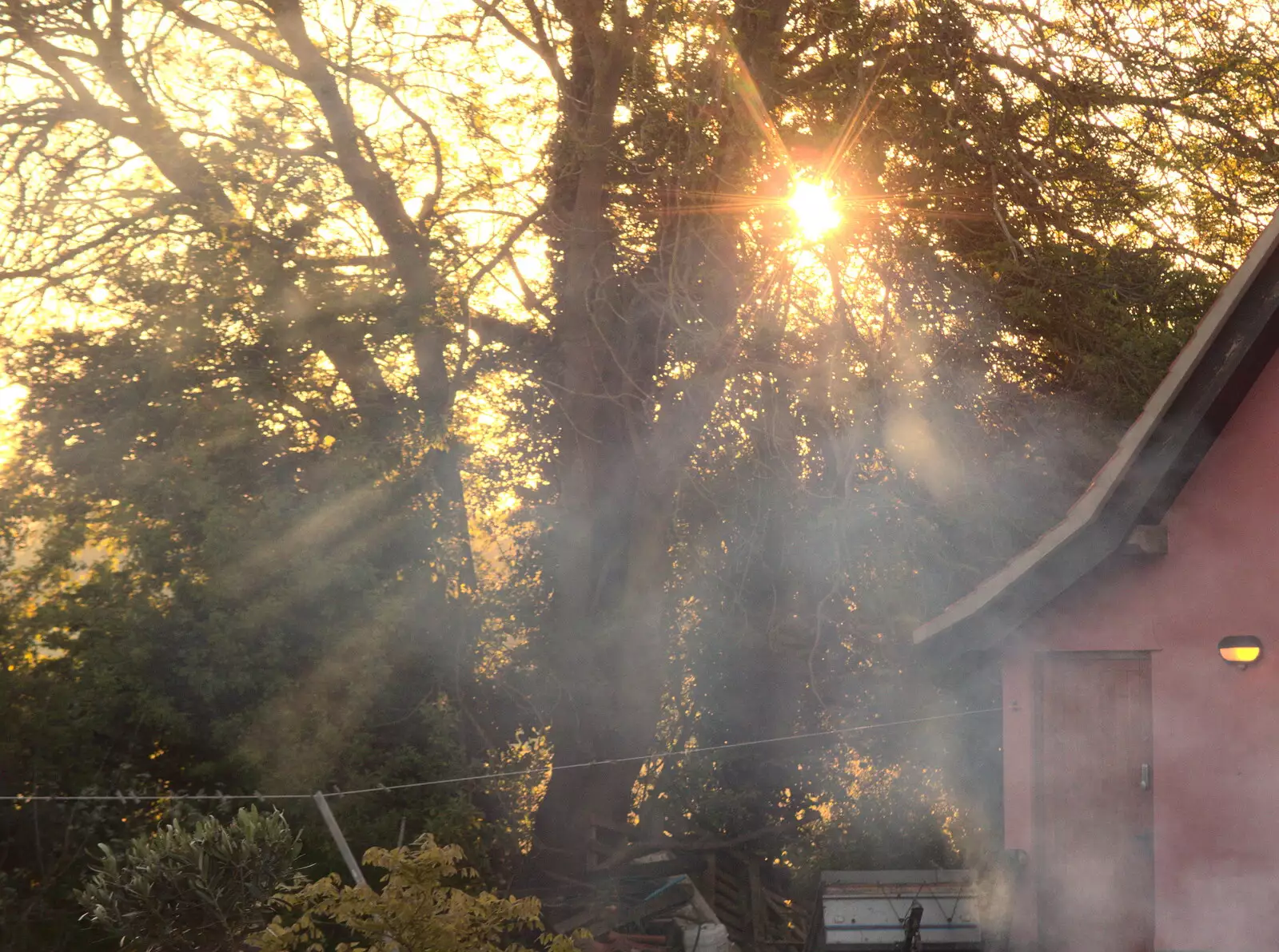 The sun picks out the smoke nicely, from A Bike Ride to the Railway Tavern, Mellis, Suffolk - 7th May 2018