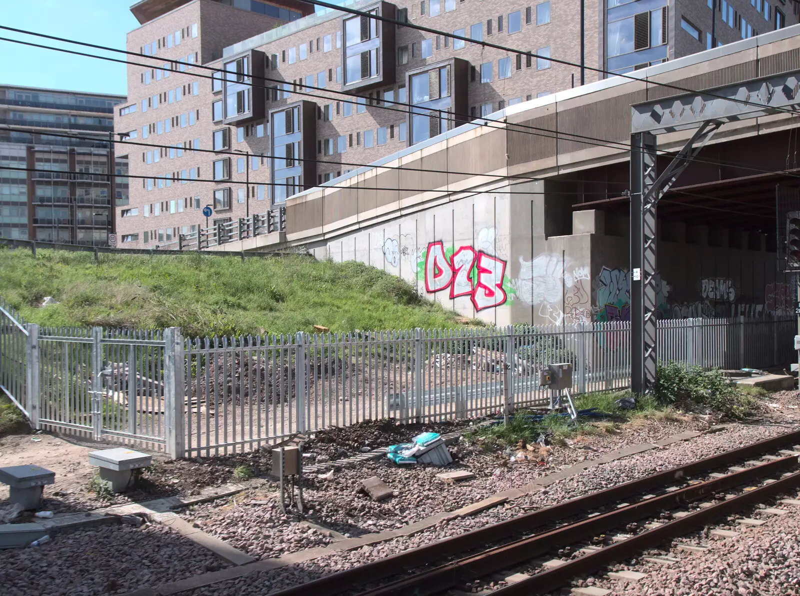 An unfinished D13 tag, from A Lunchtime Trip to Peking Seoul, Paddington, London - 9th May 2018