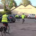 Alan heads off from the Beaconsfield Arms, The BSCC Weekend Away, Holt, Norfolk - 12th May 2018