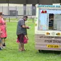 Isobel and the boys queue up for ice cream, The Not-Opening of the Palgrave Playground, Palgrave, Suffolk - 3rd June 2018