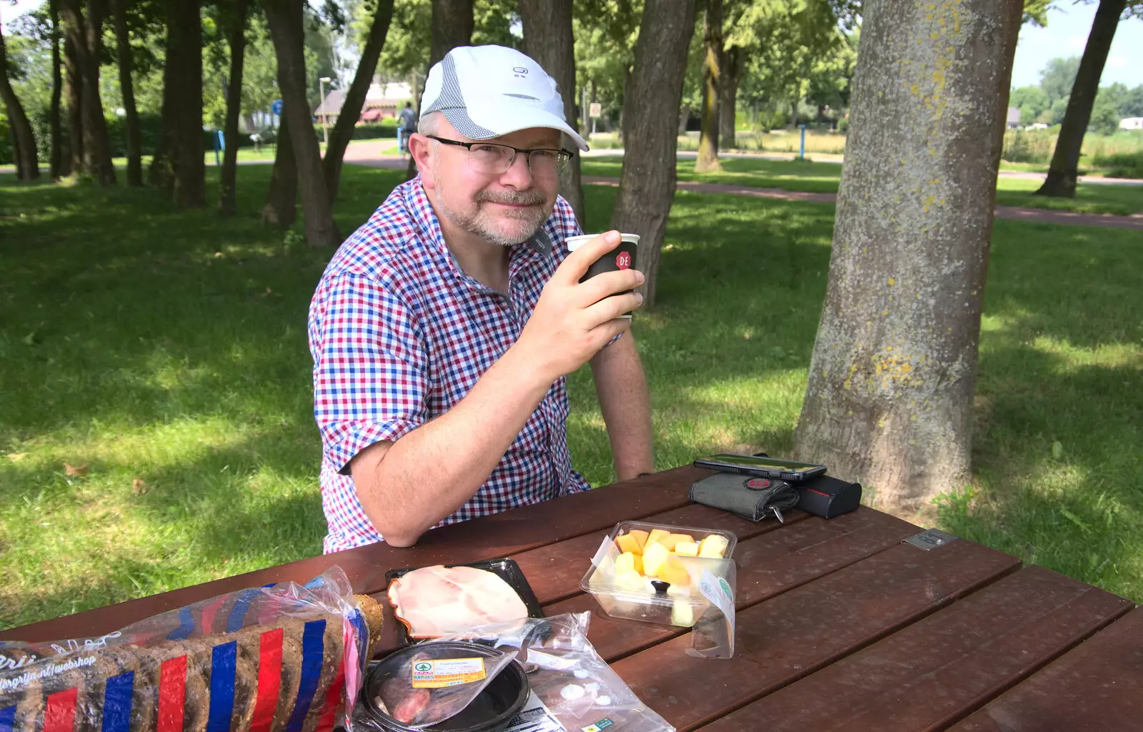 We have a picnic outside our hotel - De Schildkamp, from A Postcard From Asperen, Gelderland, Netherlands - 9th June 2018