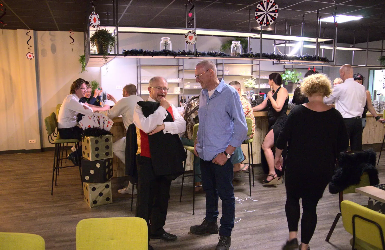 Hamish chats to the official photographer, from Martin's James Bond 50th Birthday, Asperen, Gelderland, Netherlands - 9th June 2018