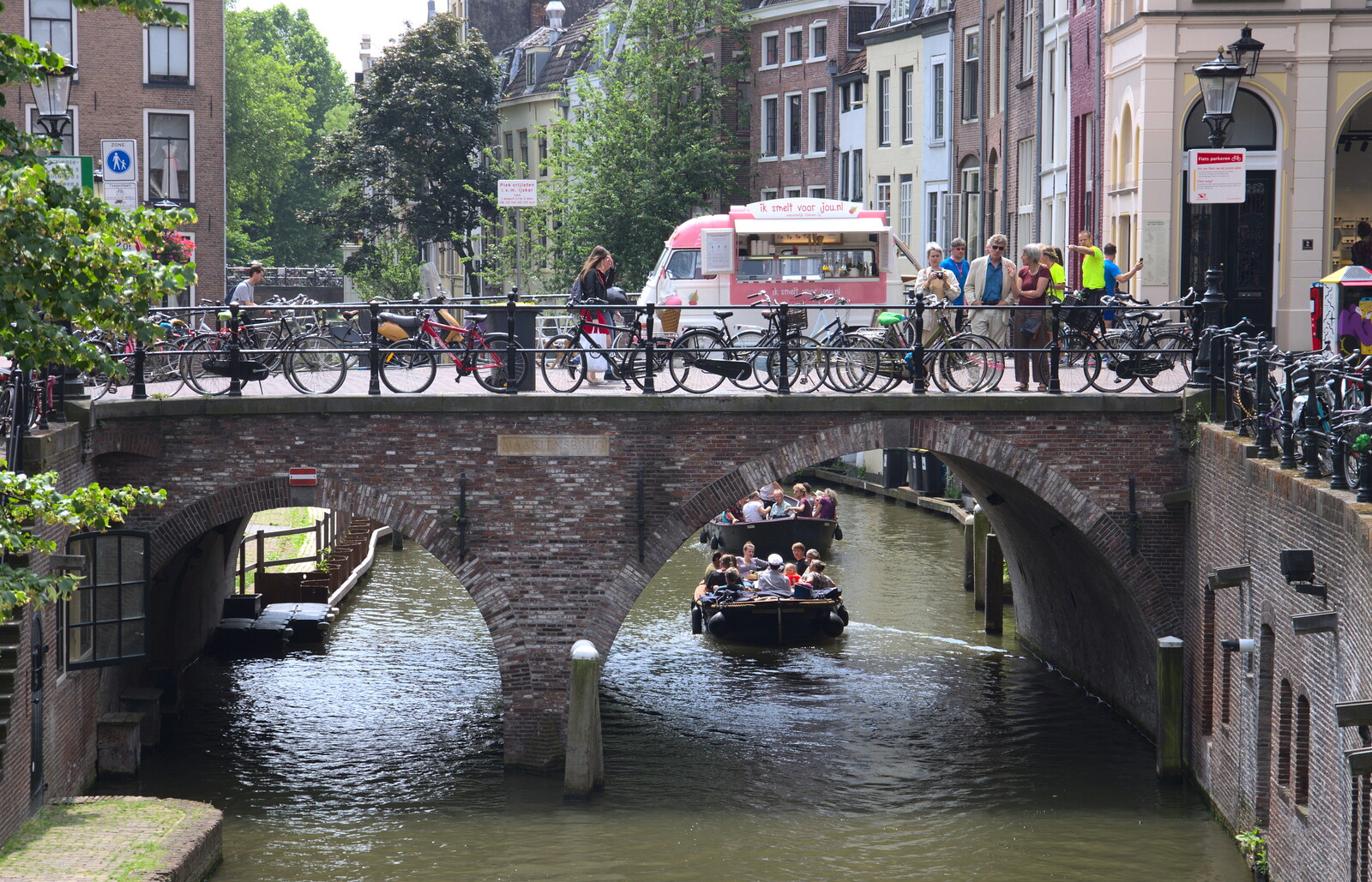 People in boats drift under the bridges from A Postcard from Utrecht, Nederlands - 10th June 2018