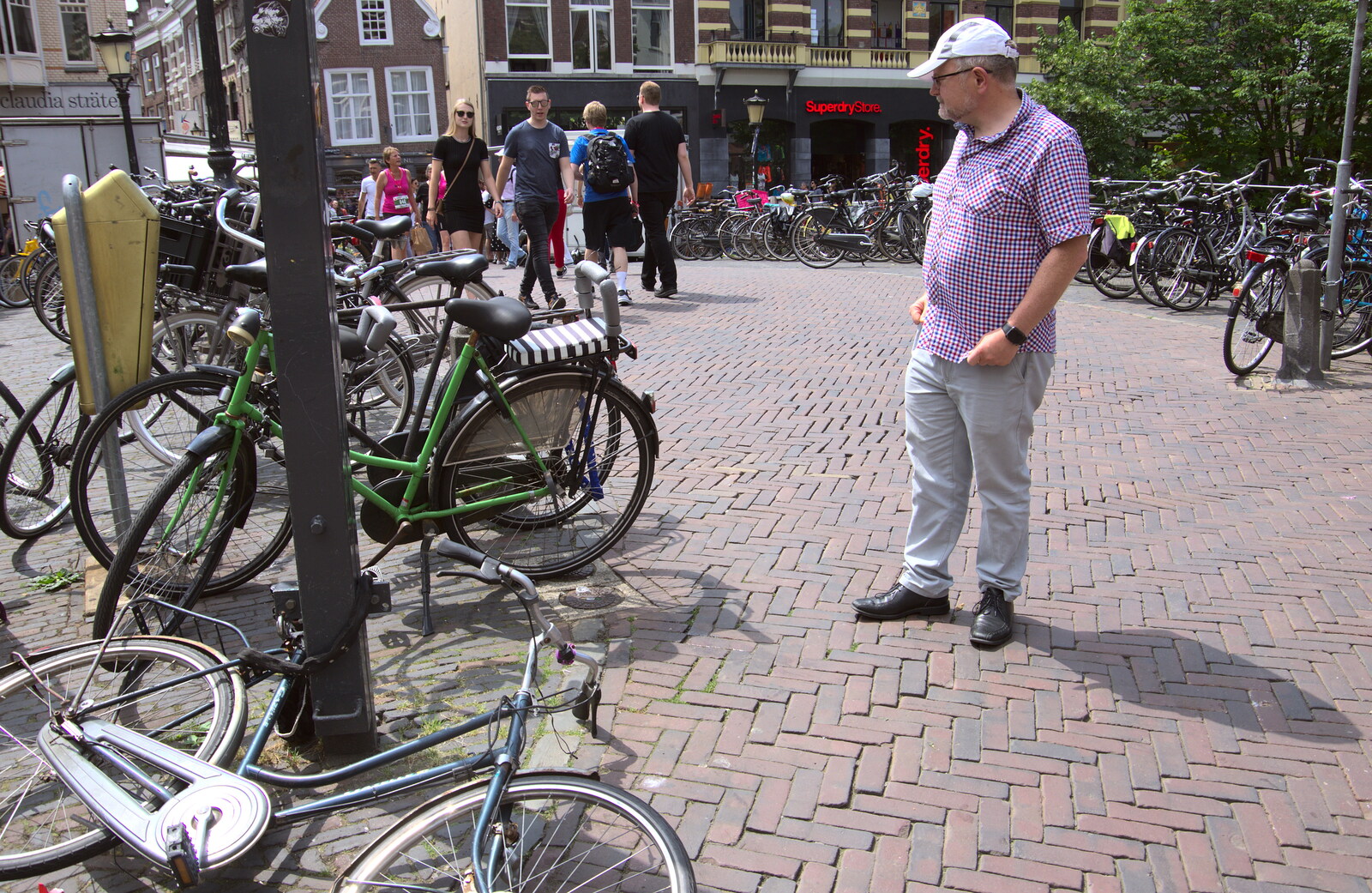 Hamish looks at bikes from A Postcard from Utrecht, Nederlands - 10th June 2018