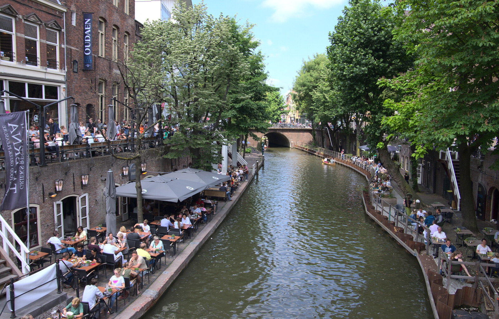 More canal action from A Postcard from Utrecht, Nederlands - 10th June 2018