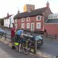 Phil unlocks his bike, The BSCC at the Woolpack, Debenham, Suffolk - 14th June 2018