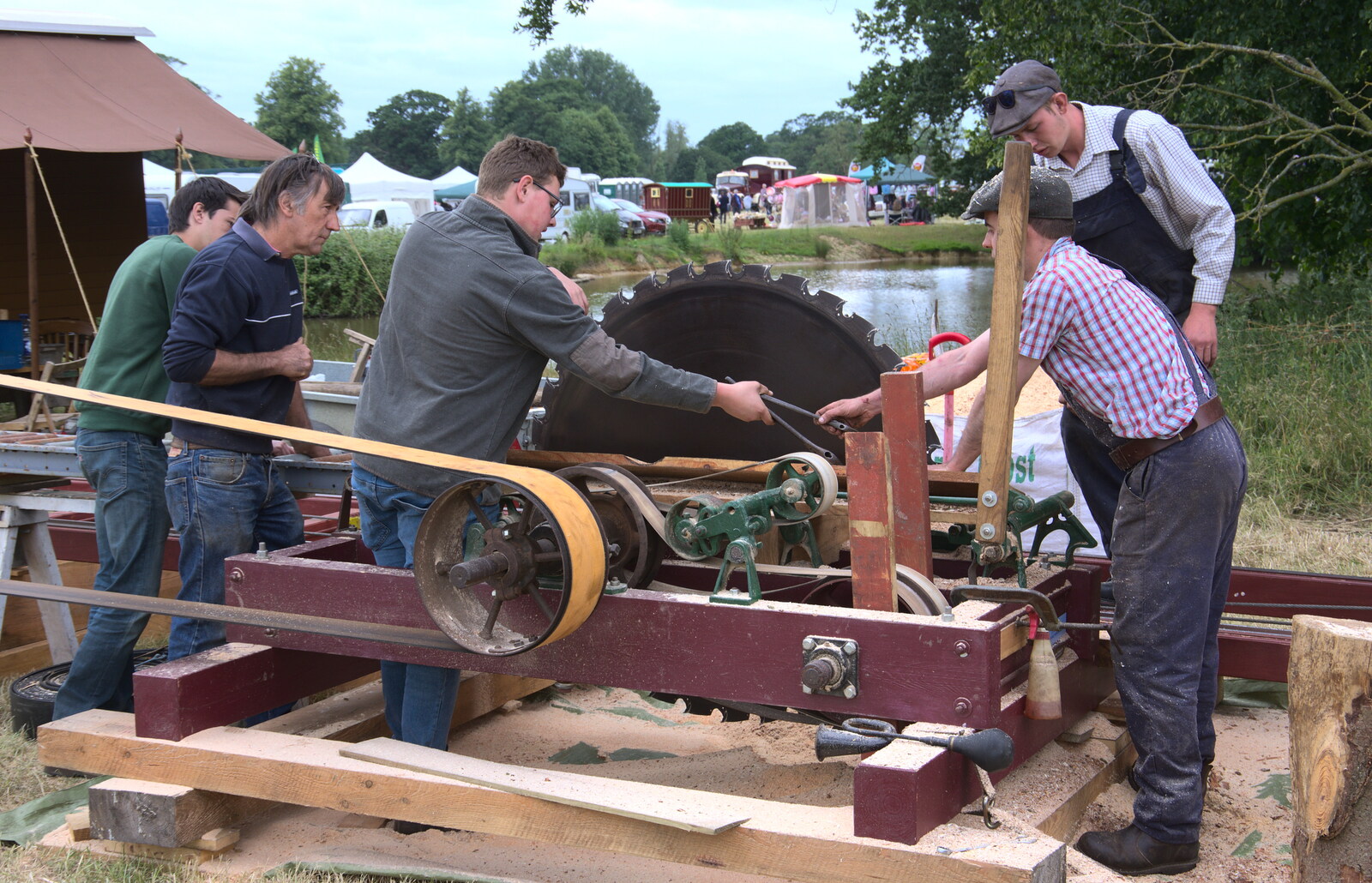 Adjustments are made to the saw from The Formerly-Known-As-The-Eye-Show, Palgrave, Suffolk - 17th June 2018