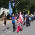 The Scout/Guides posse march up Lambseth Street, The Mayor Making Parade, Eye, Suffolk - 24th June 2018