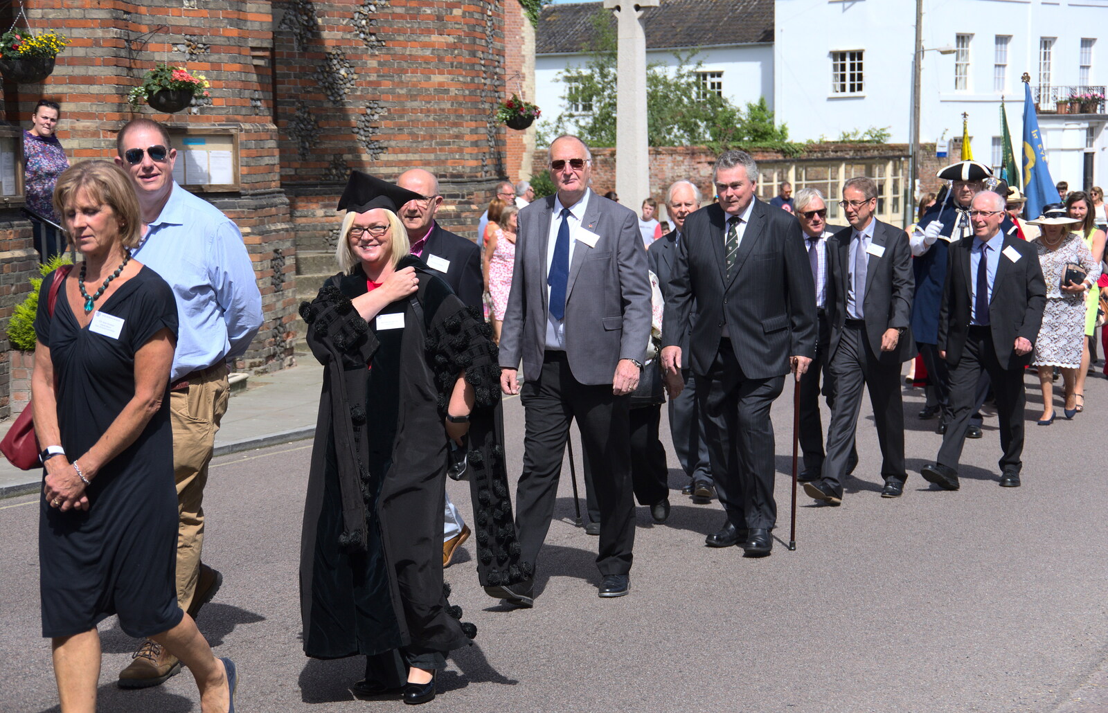 An academic type, and blokes in suits from The Mayor Making Parade, Eye, Suffolk - 24th June 2018