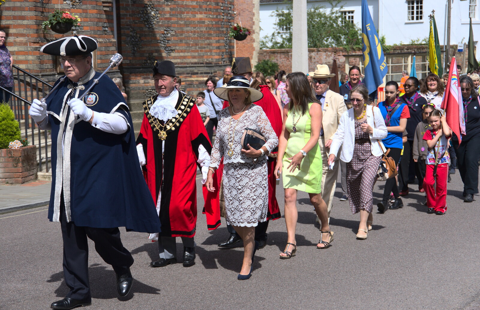 Another mace bearer, with two small maces from The Mayor Making Parade, Eye, Suffolk - 24th June 2018