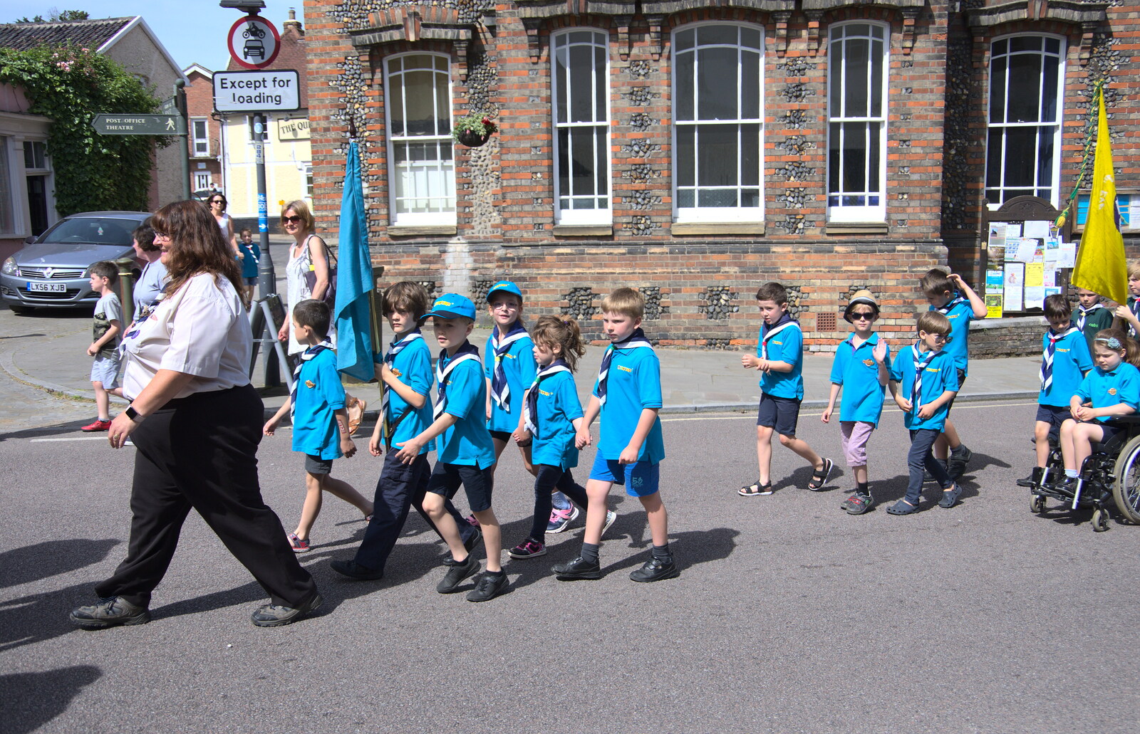 Harry waves discreetly from the pack of Beavers from The Mayor Making Parade, Eye, Suffolk - 24th June 2018