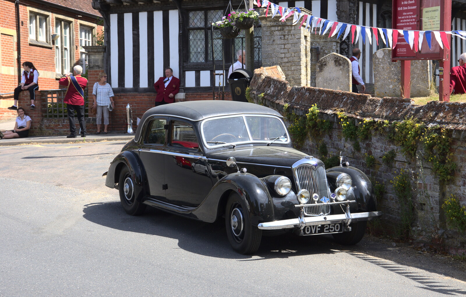 A nice, if dusty, old car outside the church from The Mayor Making Parade, Eye, Suffolk - 24th June 2018