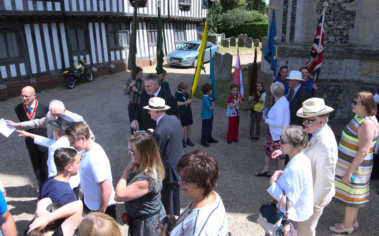 It's a bit like after a wedding from The Mayor Making Parade, Eye, Suffolk - 24th June 2018