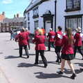 The Gislinghma Silver Band passes the White Lion, The Mayor Making Parade, Eye, Suffolk - 24th June 2018